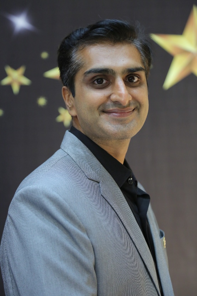 Dhruv Kakkad